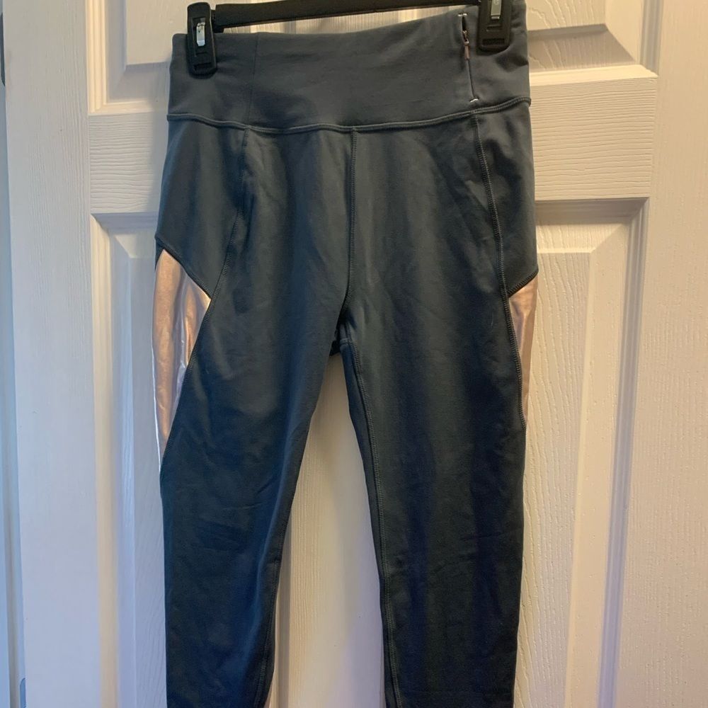Calia Carrie Underwood Leggings Womens Small Limited Edition Metallic Teal Gold